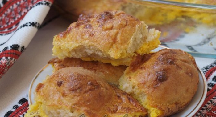 Милинки - болгарские булочки в омлете