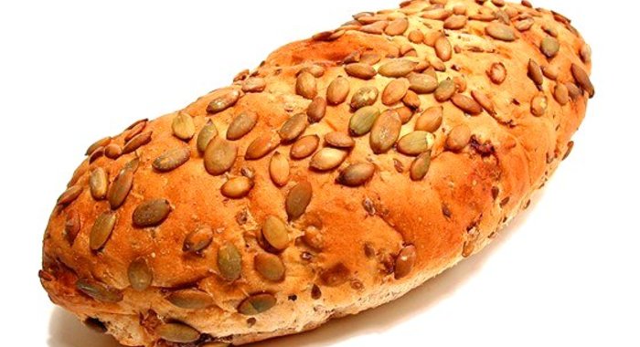 Тыквенно-сырный хлеб с семечками