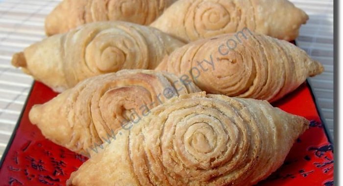 Пирожки с мясом и картошкой