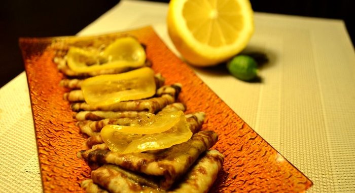Блинчики в лимонной карамели