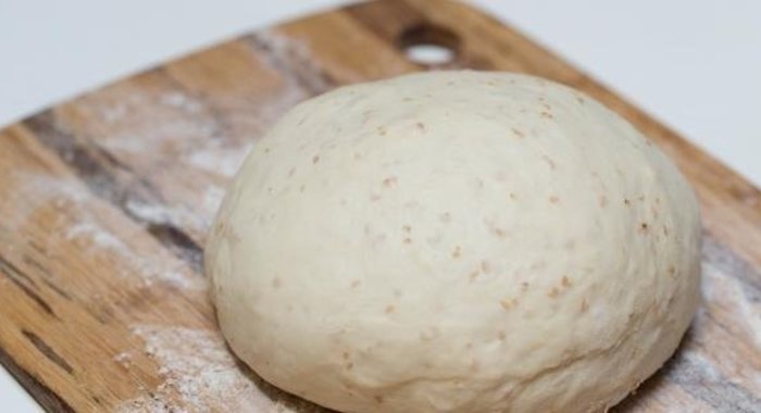 Дрожжевое тесто для пиццы