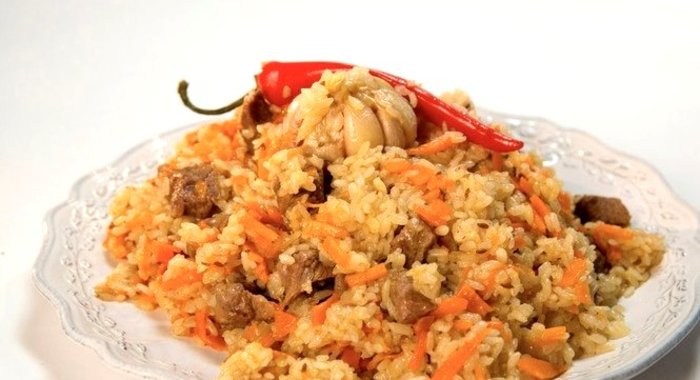 Плов в казане из говядины