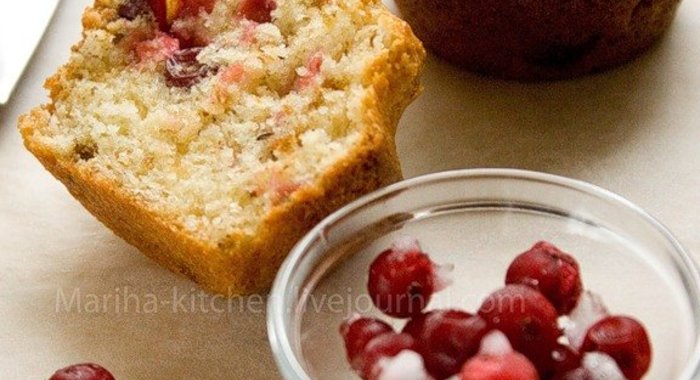 Маффины с фундуком и клюквой