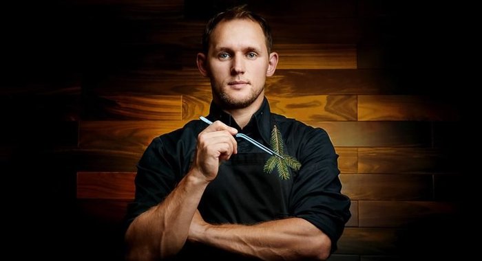 Блины на миндальной муке с кокосовым молоком и малиной от Михаила Симагина