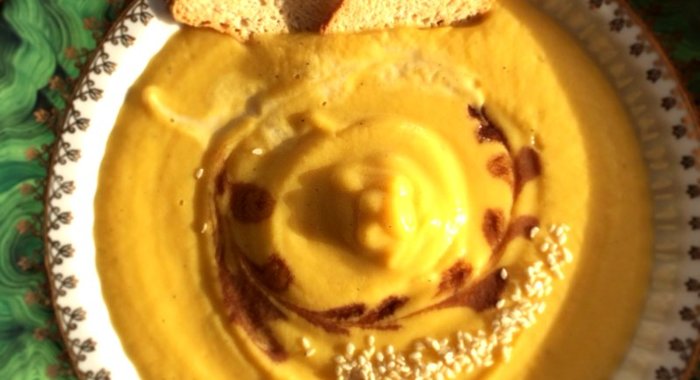 Тыквенный суп-пюре с цветной капустой и имбирем