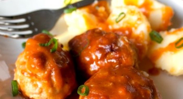 Котлеты из фарша с подливкой