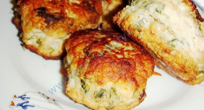 Куриные котлеты из фарша в духовке