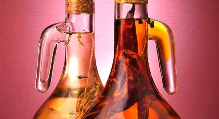 Остро-сладкий перечный уксус