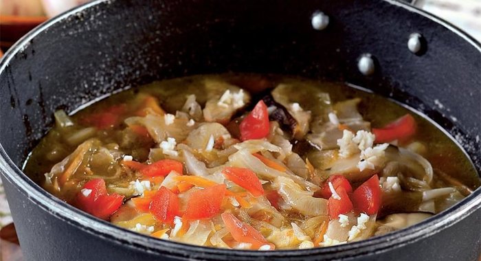 Постные щи из кислой капусты