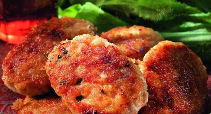 Рубленые котлетки из лосося