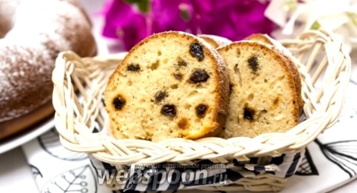 Кокосовый кекс с изюмом и курагой