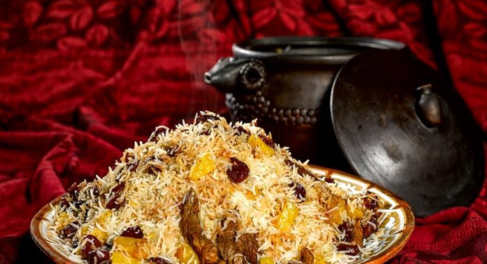 Плов в духовке со свининой