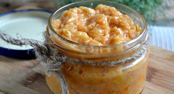 Кабачковая икра с майонезом и мивиной