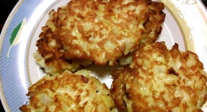 Луковые котлеты с зеленью