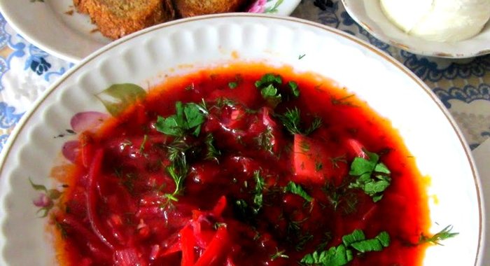 Щи из красной капусты