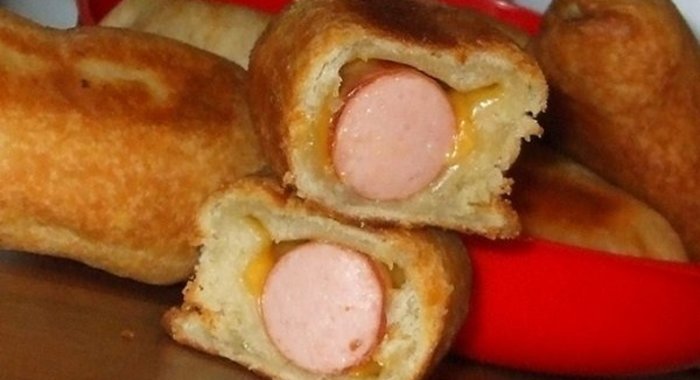 Пирожки с сосиской жареные