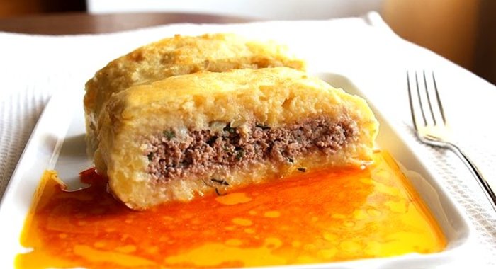 Картофельный рулет с фаршем