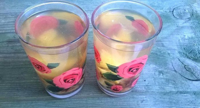 Компот из сухофруктов и лимона