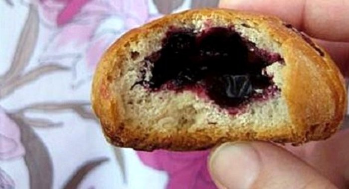 Пирожки со смородиной в духовке