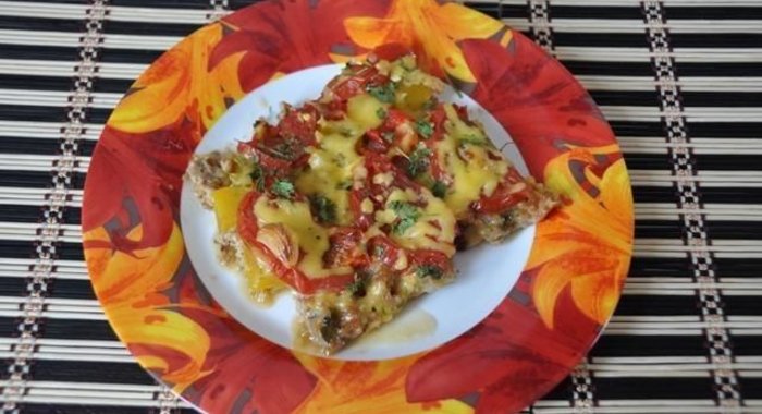Овощная запеканка из кабачков с фаршем сыром и помидорами