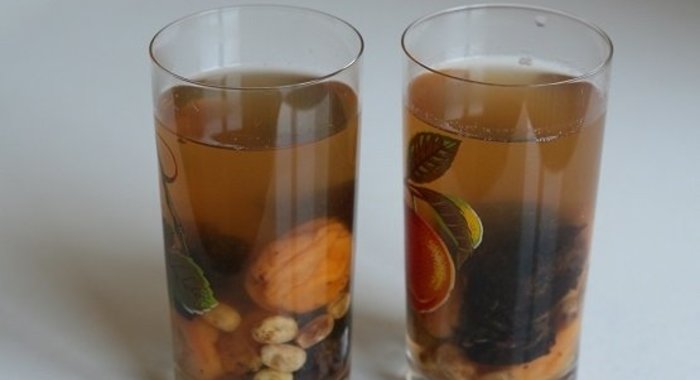 Компот из чернослива и изюма