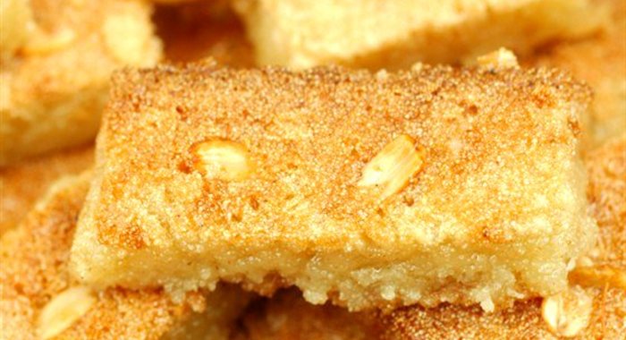 Лимонно-медовый пасхальный пирог