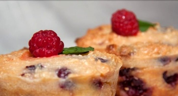 Творожная запеканка с вишней