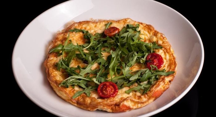 Омлет с лососем