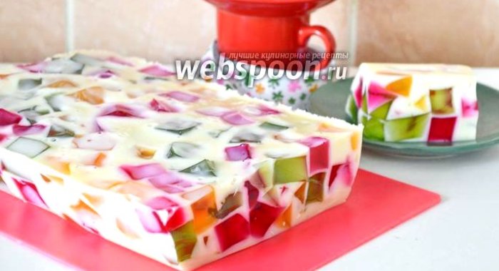 Торт-желе «Битое стекло» со сгущёнкой