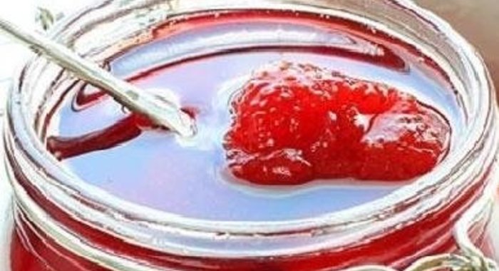 Компот из клубники на зиму