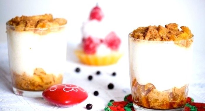 Рисовый крем с карамелью и яблоками