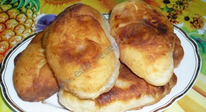 Пирожки с клубникой