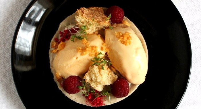 Мороженое из цветной капусты и белого шоколада