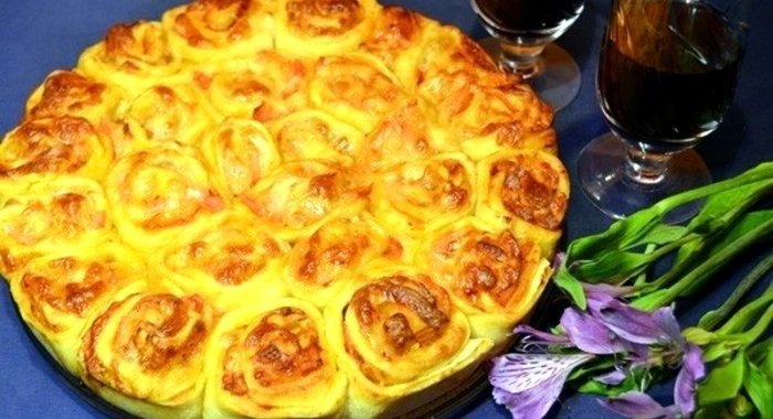 Ролл-пицца по-французски