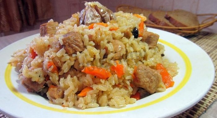 Плов со свининой в мультиварке