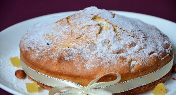 Кекс с цукатами и сухофруктами