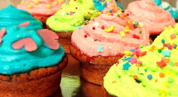 Классические капкейки со сливочно-белковым кремом