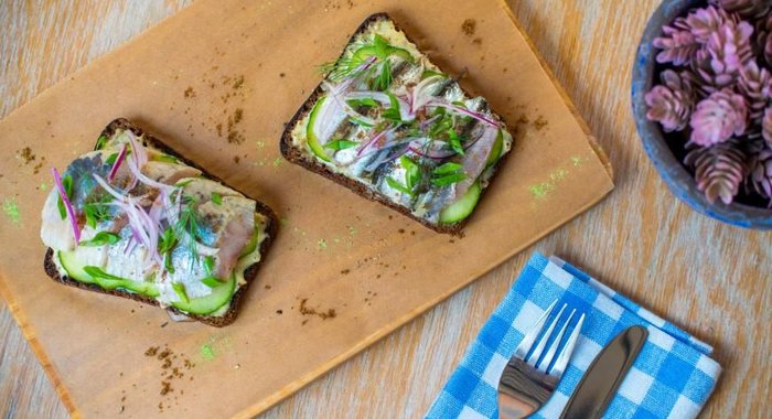 Бутерброды с килькой и селедкой, как на Дерибасовской