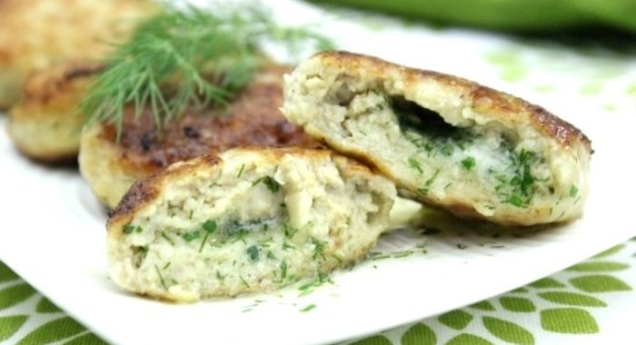 Котлеты куриные с начинкой