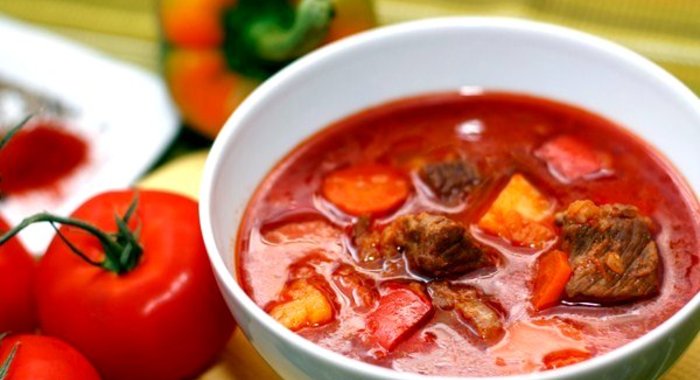 Гуляш с картофелем