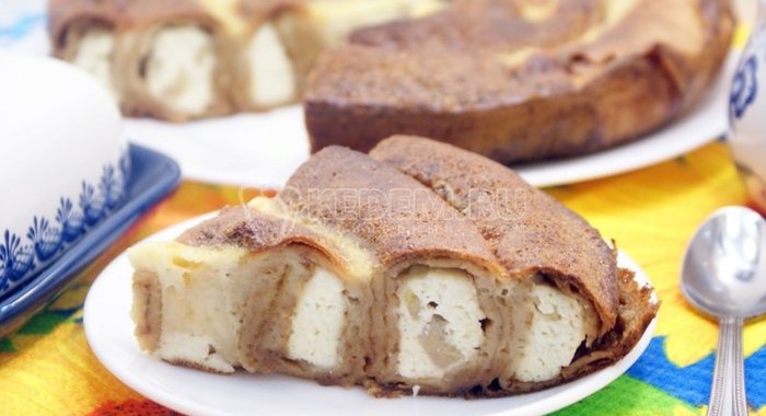 Блинная «Улитка» с творогом и бананом