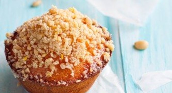 Сливочные кексы с медом и кедровыми орехами