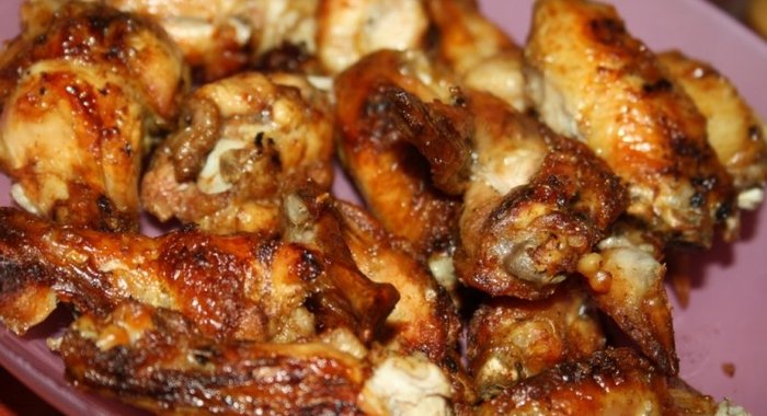 Острые куриные крылышки в пивном маринаде