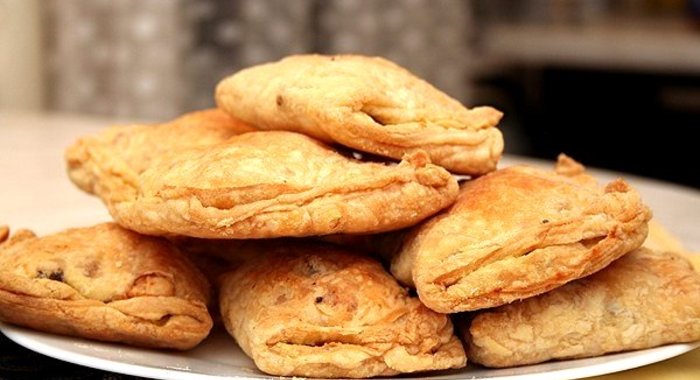 Пирожки с сыром сулугуни