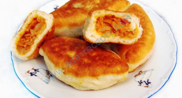 Пирожки с капустой жареные на сковороде