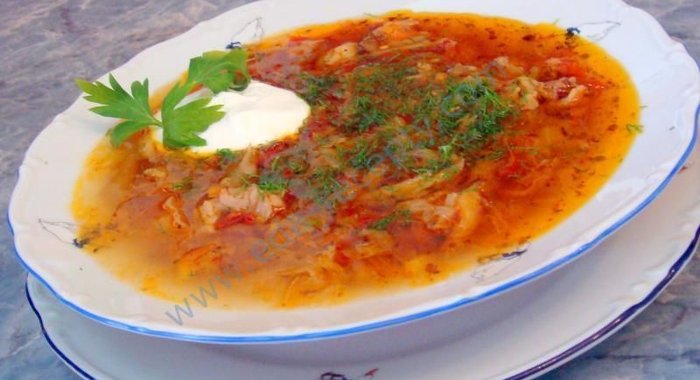 Щи из свежей капусты в горшочке