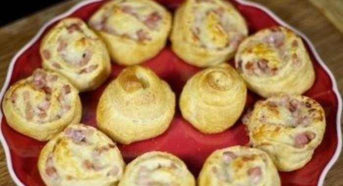 Слойки с ветчиной
