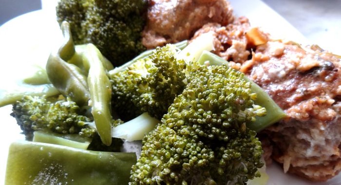 Рыбные фрикадельки в кисло-сладком кокосовом соусе