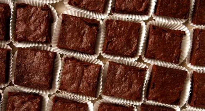 Кофейно-шоколадные пирожные с грецкими орехами