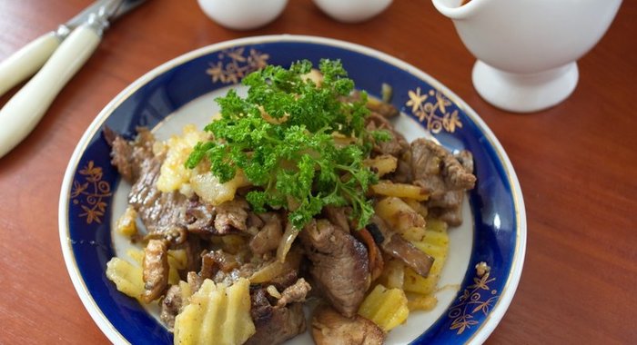 Картофельное рагу с мясом